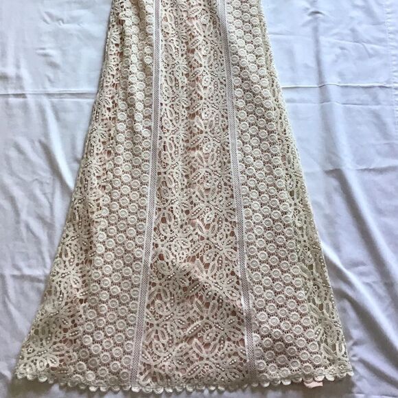 BCBGMaxAzria Crochet Bohemian Off-White With Orange Lining Style Maxi Dress Sz 6 - Picture 12 of 15